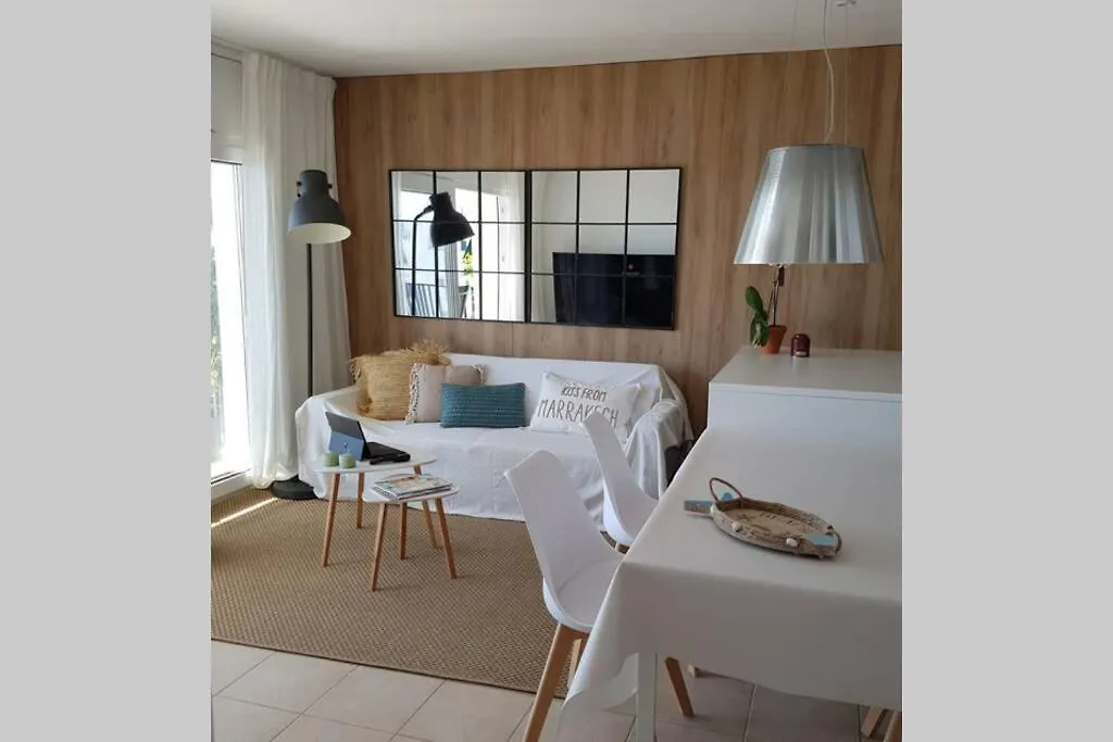 Ático de diseño sobre la Cala de las Sirenas!! Miami Platja  0*, Miami Platja (Miami Playa) España