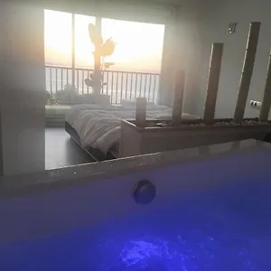 Apartamento Exclusivo Privado Frente El Mar, Miami Platja (Miami Playa)